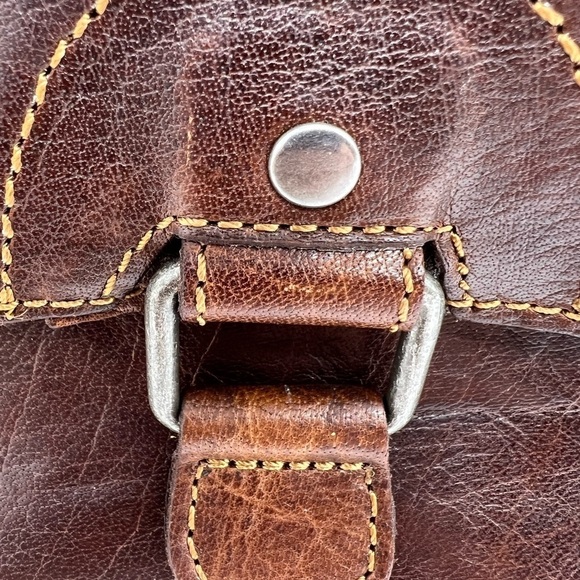 JACK GEORGES VOYAGER COLLECTION CROSSBODY BUFFALO LEATHER BAG NWT - Picture 10 of 15